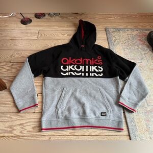 Men's akademiks Black and Gray Sweater size xl